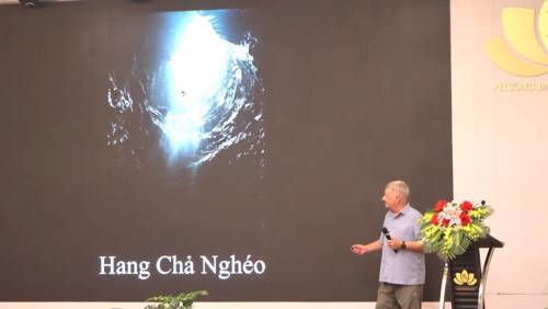 ong-howard-limbert-thong-tin-ve-ket-qua-khao-sat-cac-hang-dong-moi-anh-huong-giang.jpg